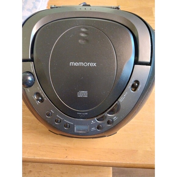 Memorex Cd Player/am/ Fm Radio Model MP 8806